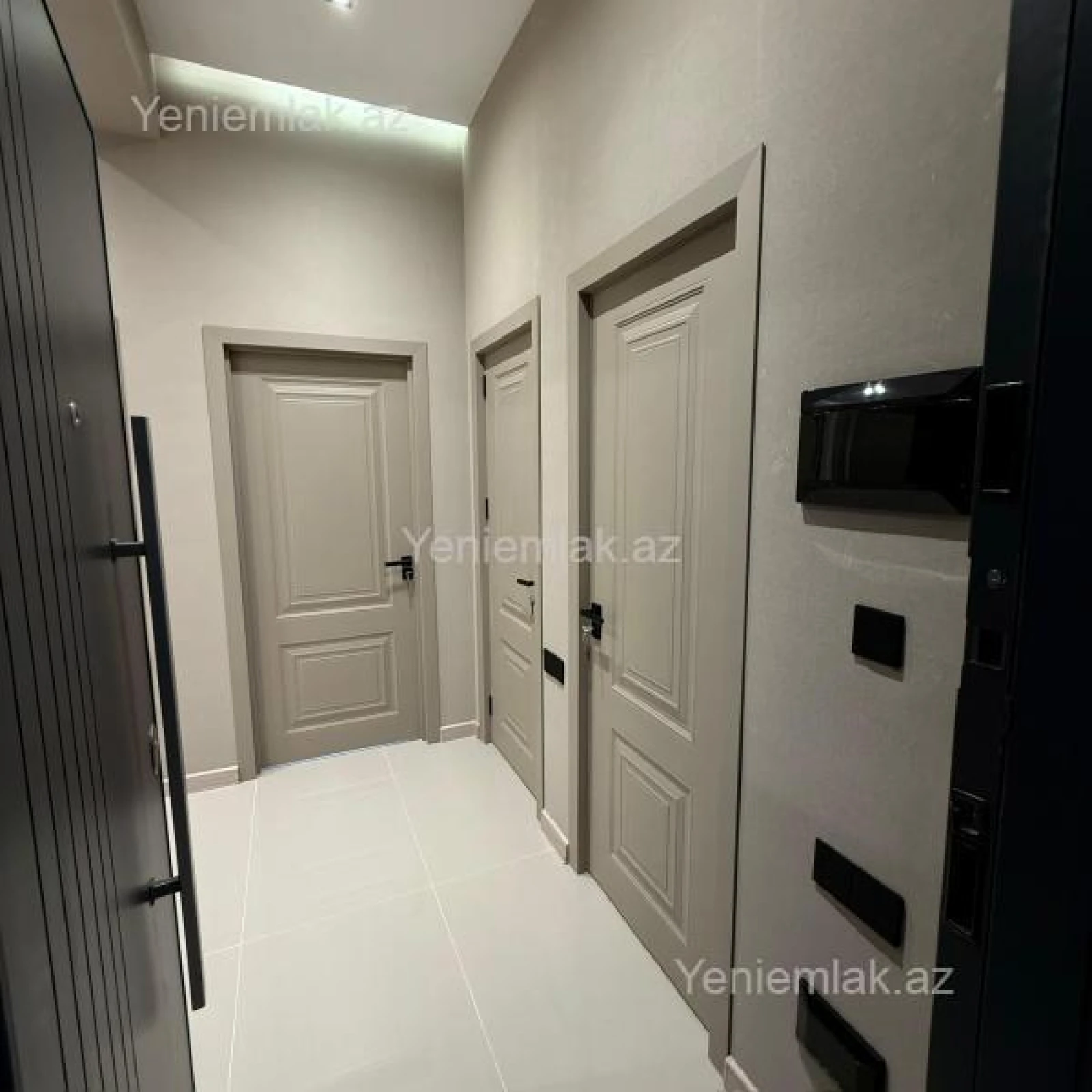 Satılır 3 otaqlı yeni tikili 73 m²