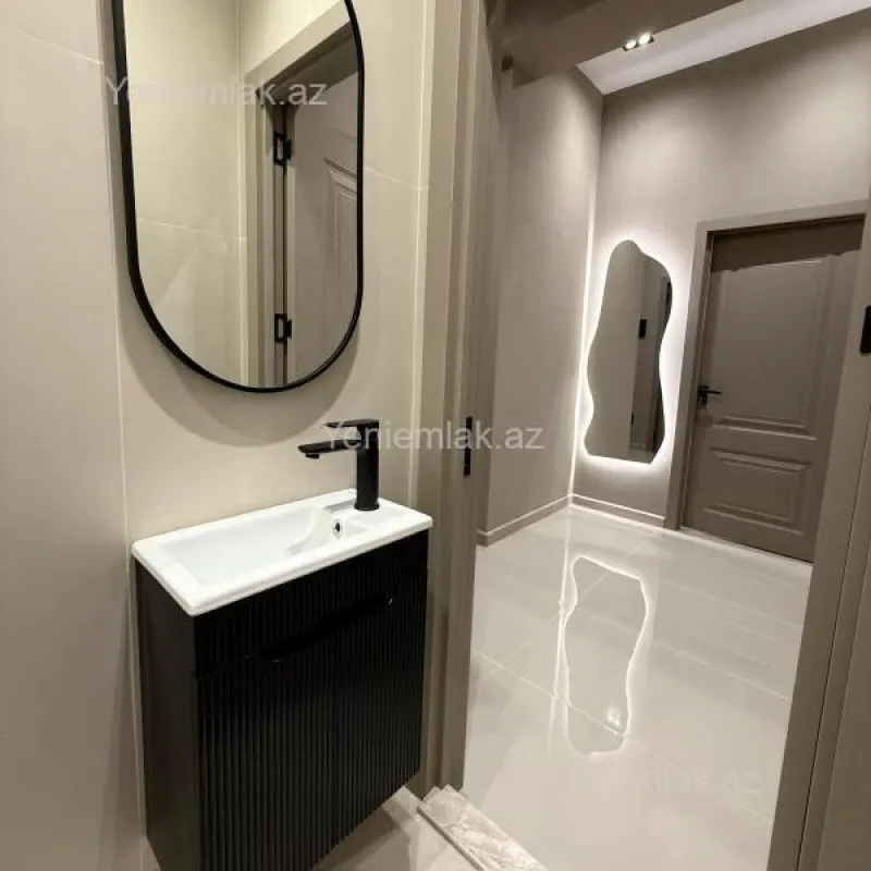 Satılır 3 otaqlı yeni tikili 73 m²