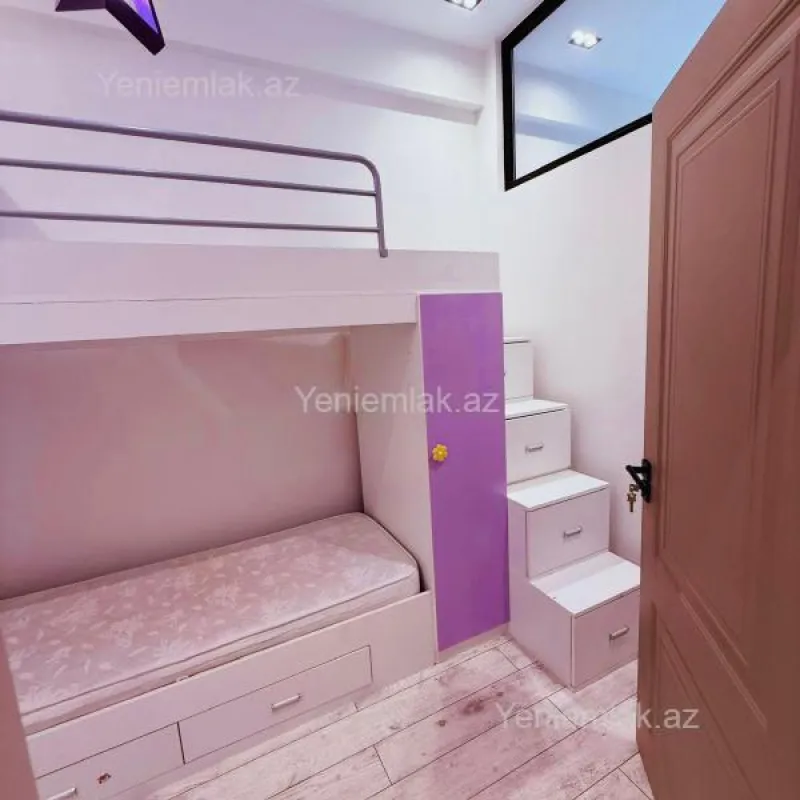 Satılır 3 otaqlı yeni tikili 73 m²