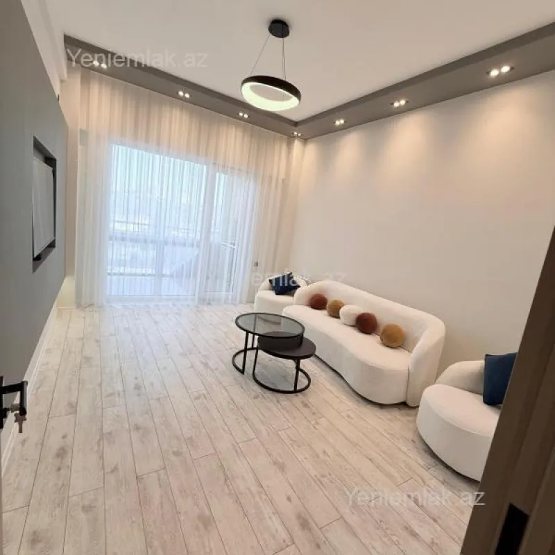 Satılır 3 otaqlı yeni tikili 73 m²