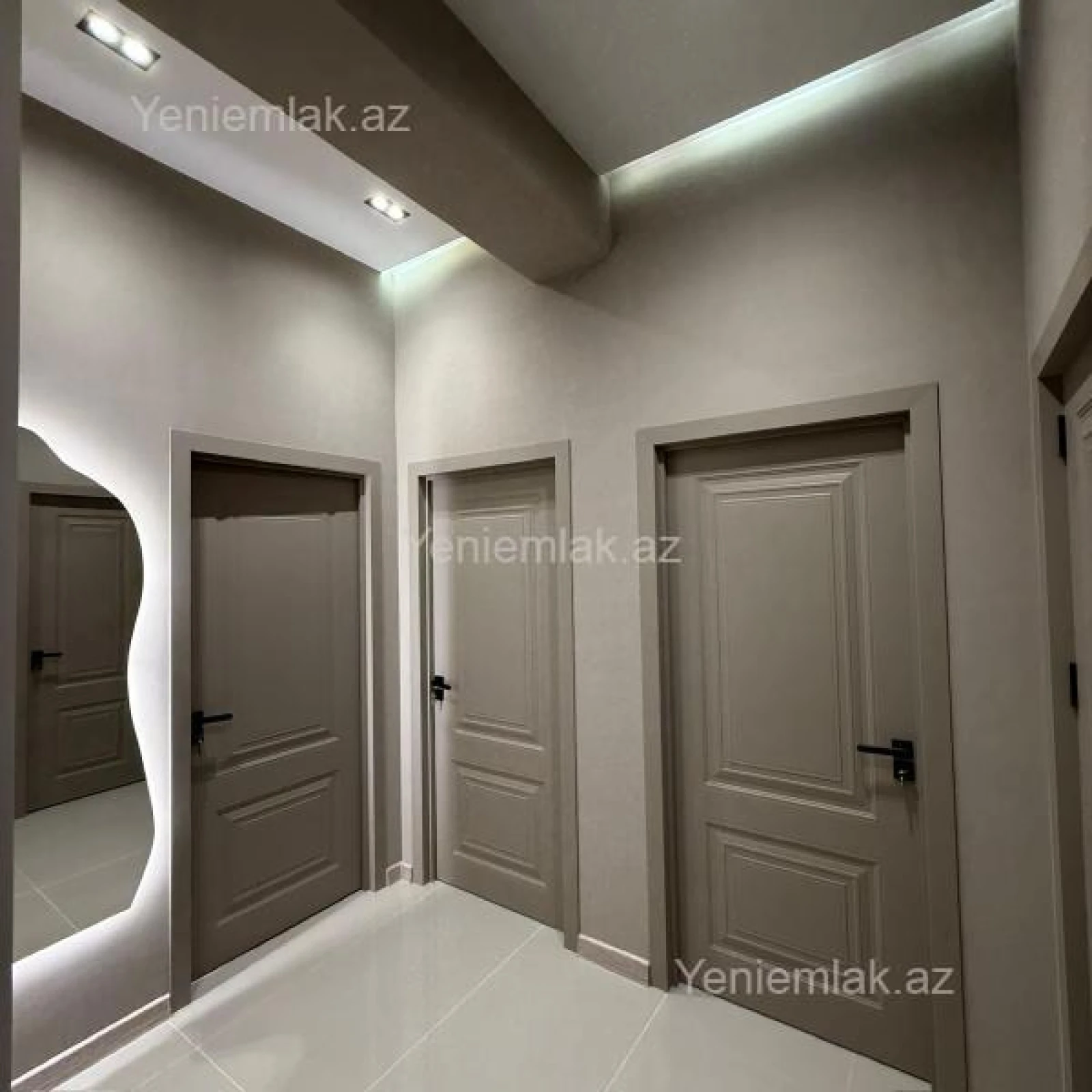 Satılır 3 otaqlı yeni tikili 73 m²