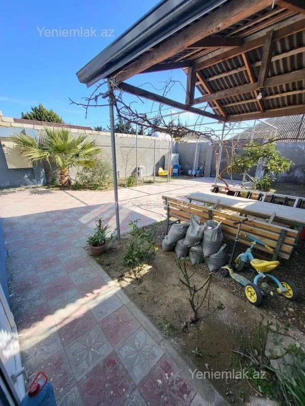 Satılır 3 otaqlı həyət evi 100 m²