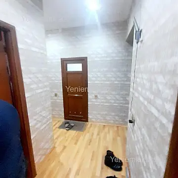 Satılır 2 otaqlı köhnə tikili 56 m²