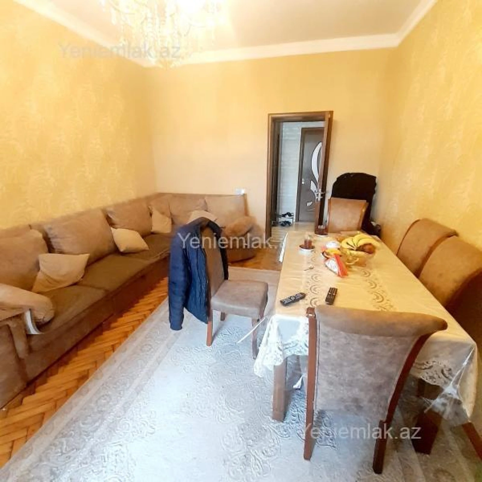 Satılır 2 otaqlı köhnə tikili 56 m²