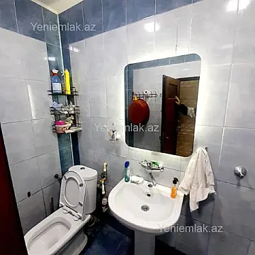 Satılır 2 otaqlı köhnə tikili 56 m²