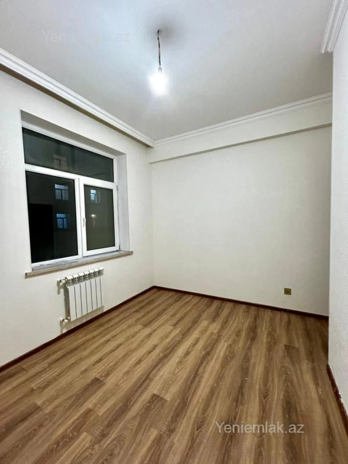 Satılır 2 otaqlı yeni tikili 60 m²