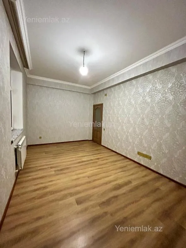 Satılır 2 otaqlı yeni tikili 60 m²