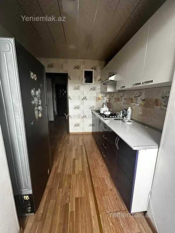 Satılır 2 otaqlı köhnə tikili 50 m²