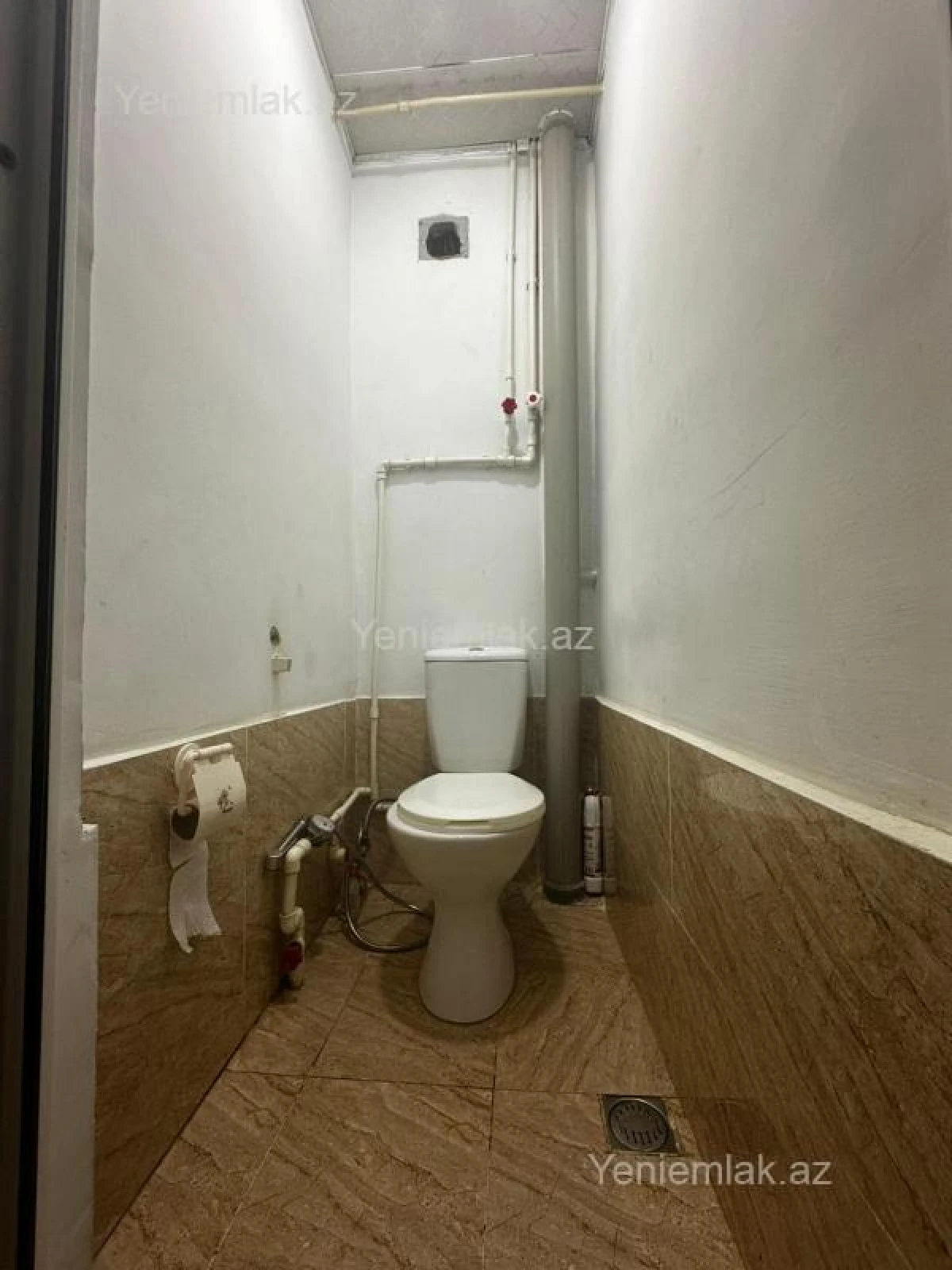 Satılır 2 otaqlı köhnə tikili 50 m²