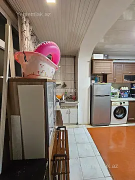 Satılır 2 otaqlı köhnə tikili 56 m²