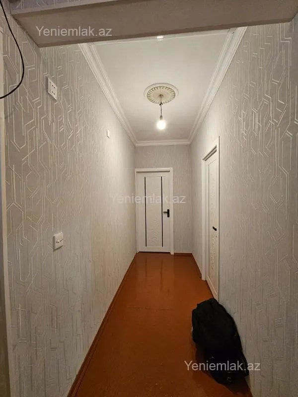Satılır 2 otaqlı köhnə tikili 56 m²