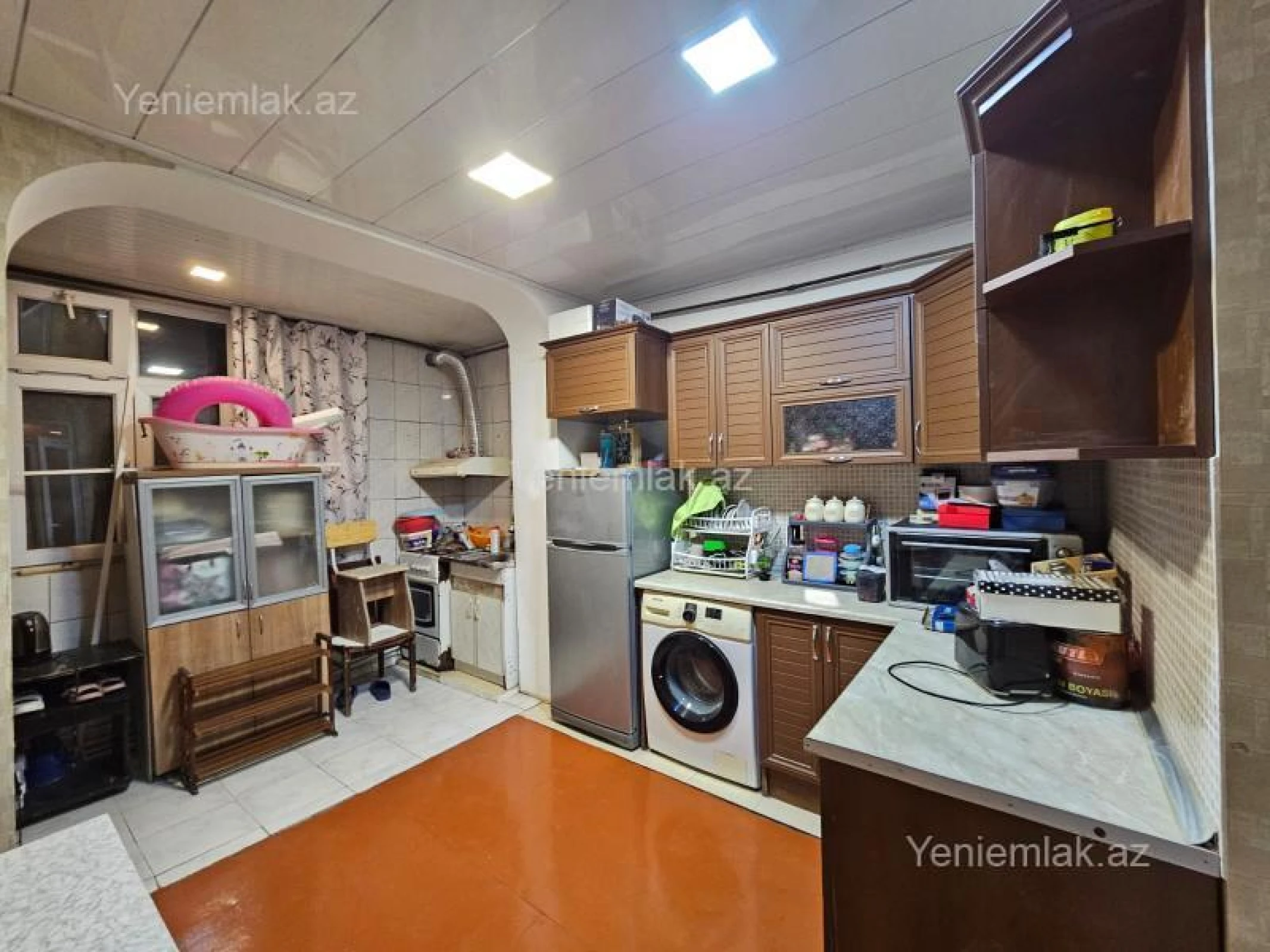 Satılır 2 otaqlı köhnə tikili 56 m²