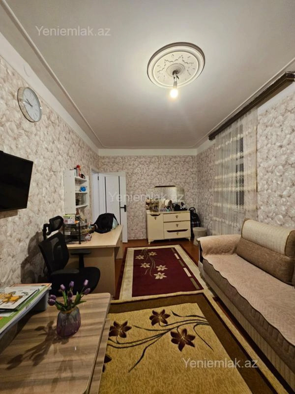 Satılır 2 otaqlı köhnə tikili 56 m²