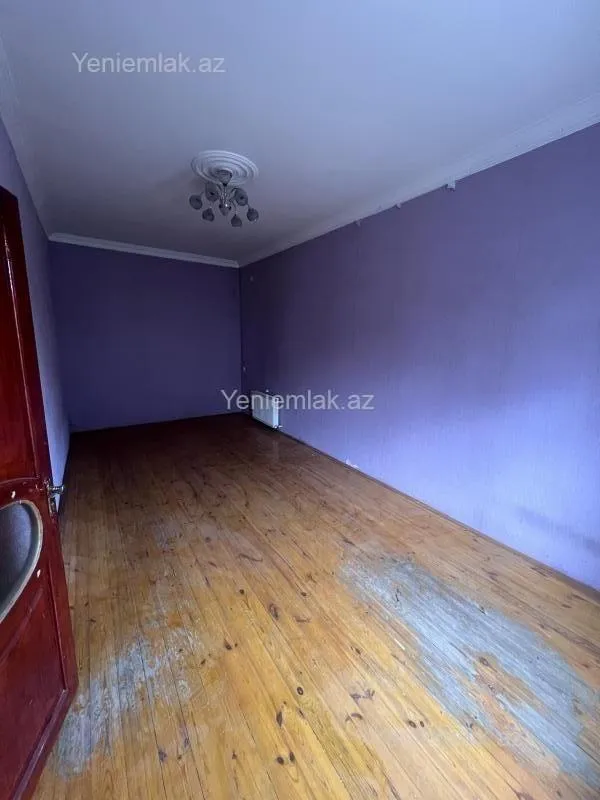 Satılır 4 otaqlı həyət evi 144 m²