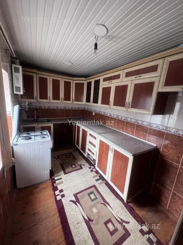 Satılır 4 otaqlı həyət evi 144 m²