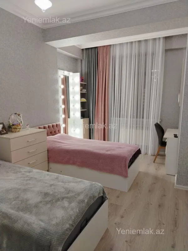 Satılır 3 otaqlı yeni tikili 93 m²