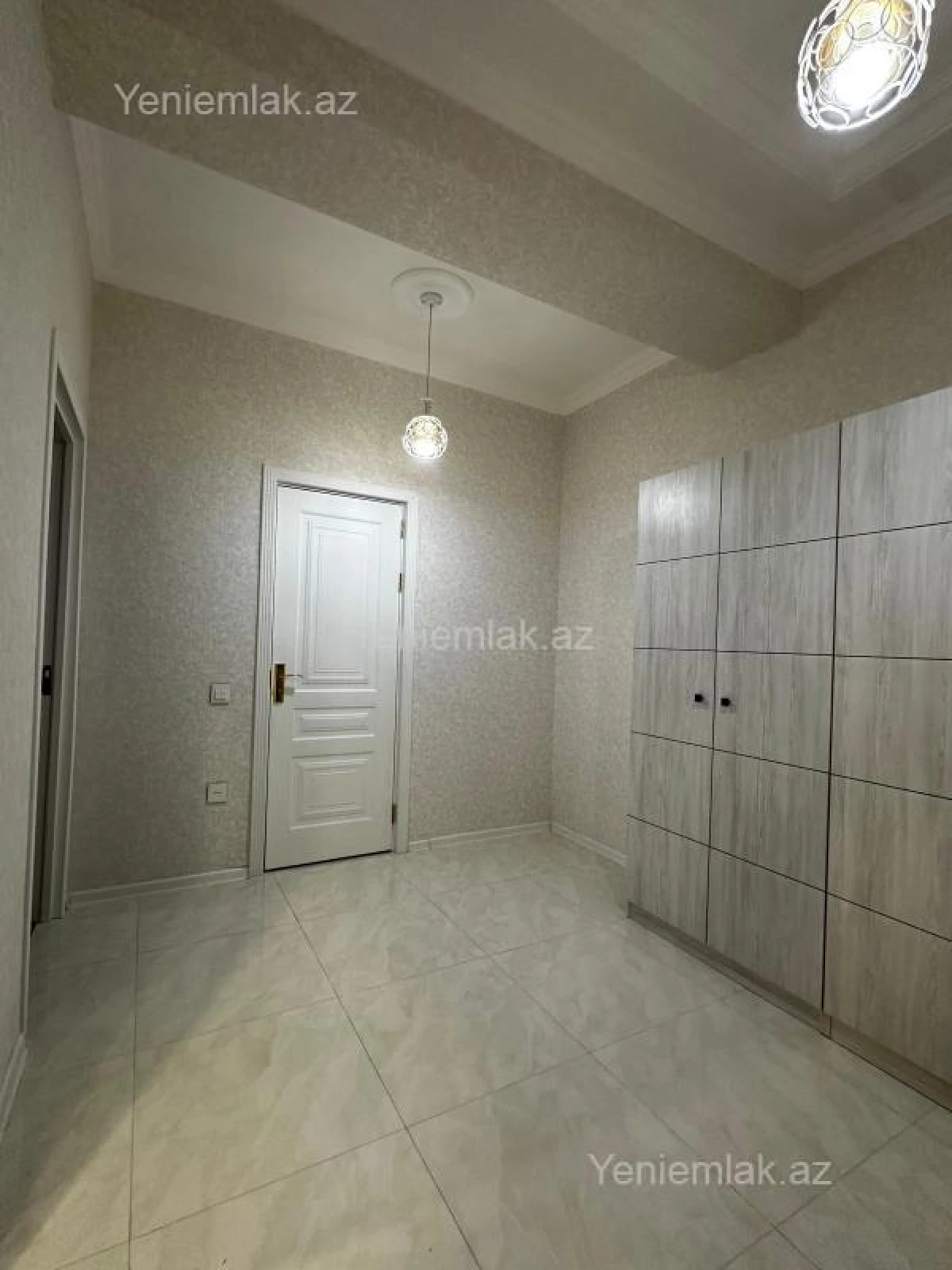 Satılır 2 otaqlı yeni tikili 82 m²