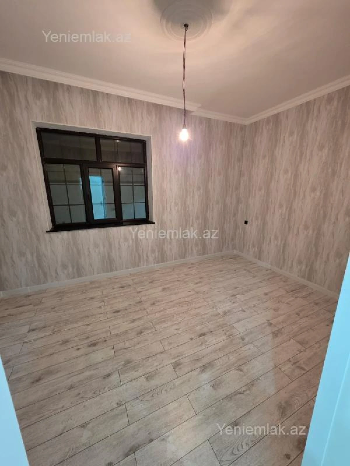 Satılır 6 otaqlı həyət evi 250 m²