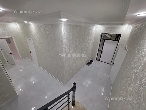 Satılır 6 otaqlı həyət evi 250 m²