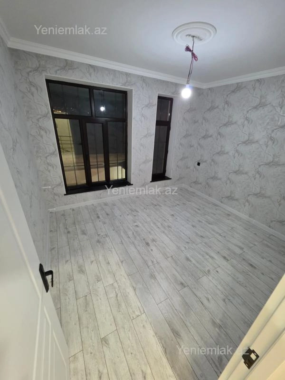 Satılır 6 otaqlı həyət evi 250 m²