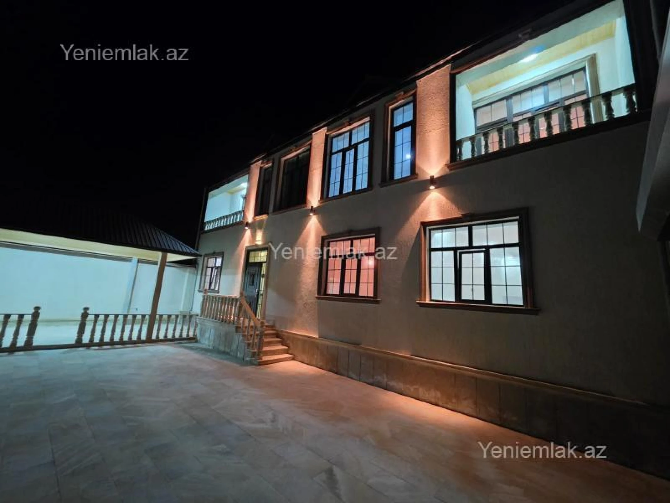 Satılır 6 otaqlı həyət evi 250 m²