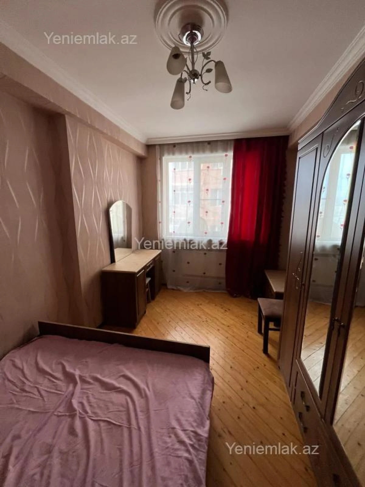 Satılır 2 otaqlı yeni tikili 70 m²