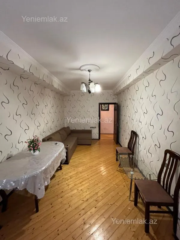 Satılır 2 otaqlı yeni tikili 70 m²