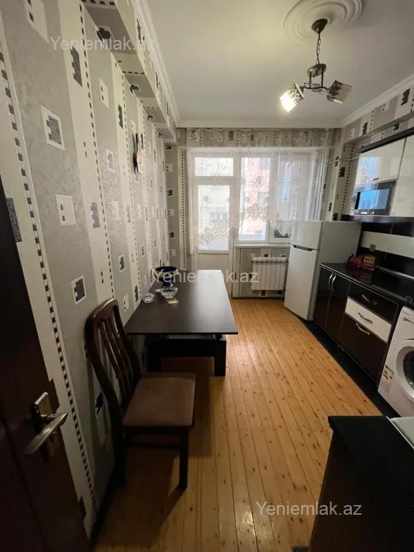 Satılır 2 otaqlı yeni tikili 70 m²