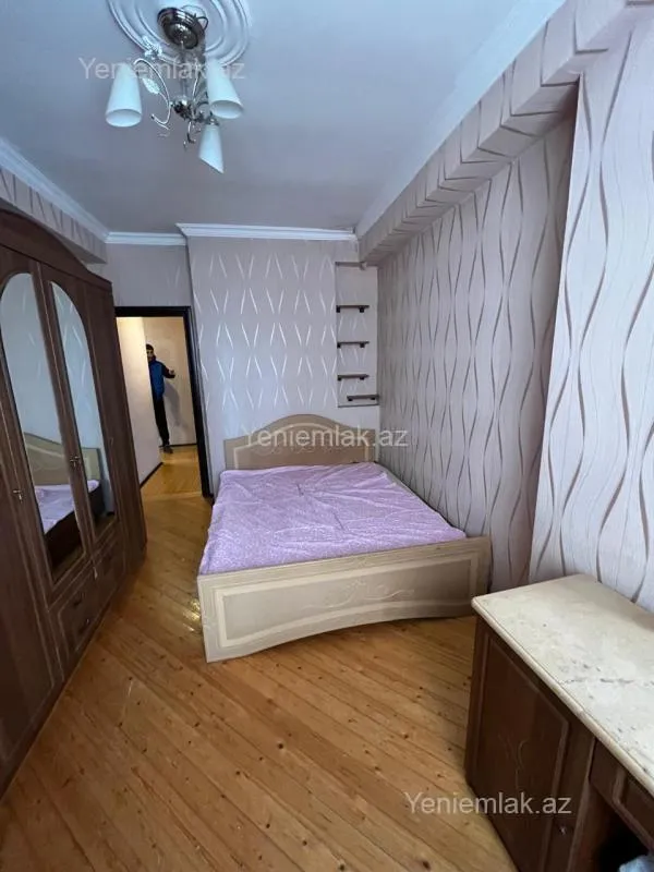 Satılır 2 otaqlı yeni tikili 70 m²