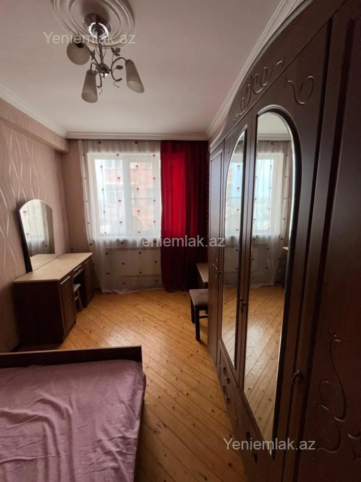 Satılır 2 otaqlı yeni tikili 70 m²