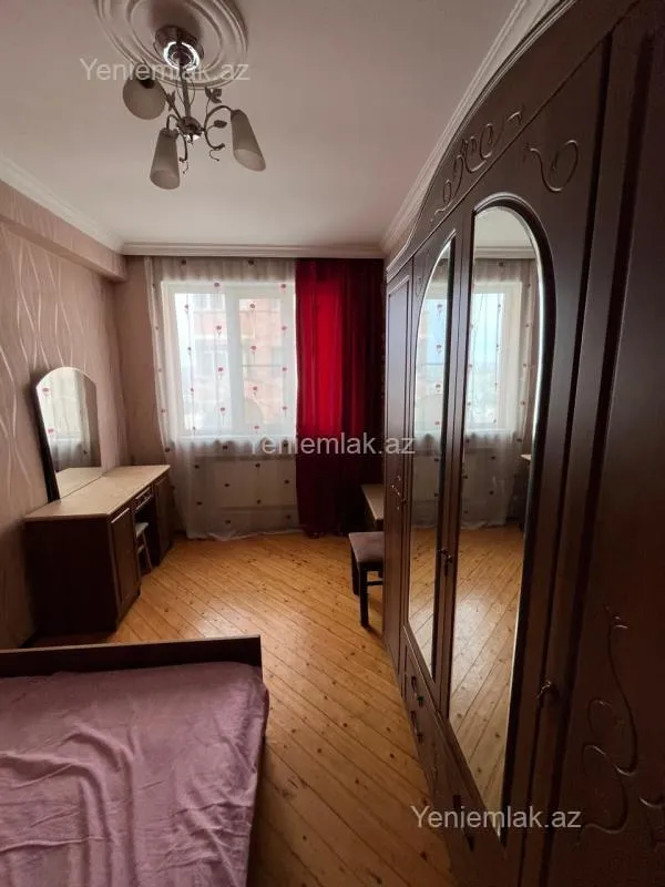 Satılır 2 otaqlı yeni tikili 70 m²