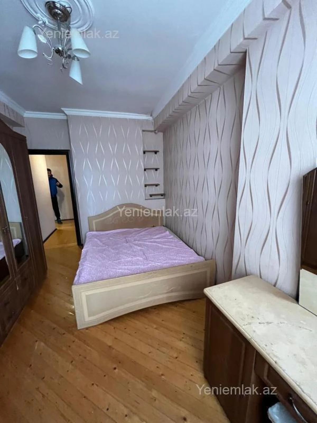 Satılır 2 otaqlı yeni tikili 70 m²