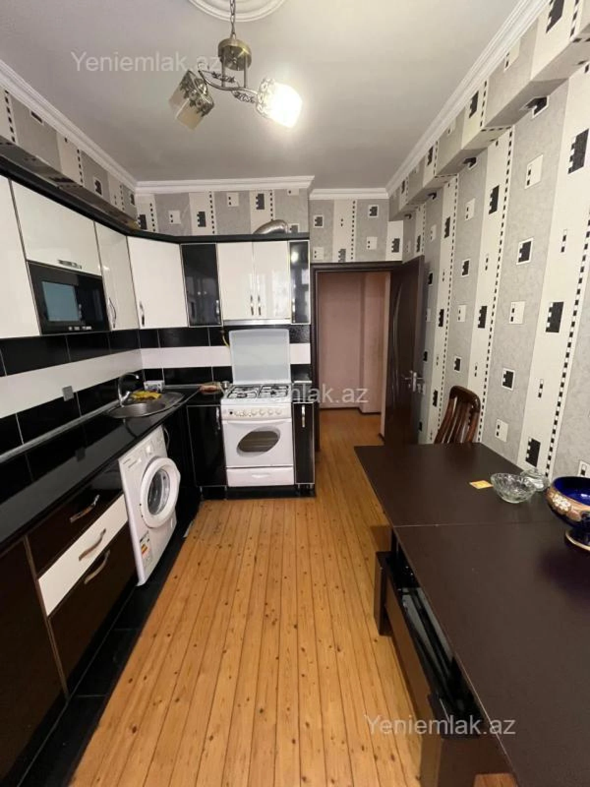 Satılır 2 otaqlı yeni tikili 70 m²