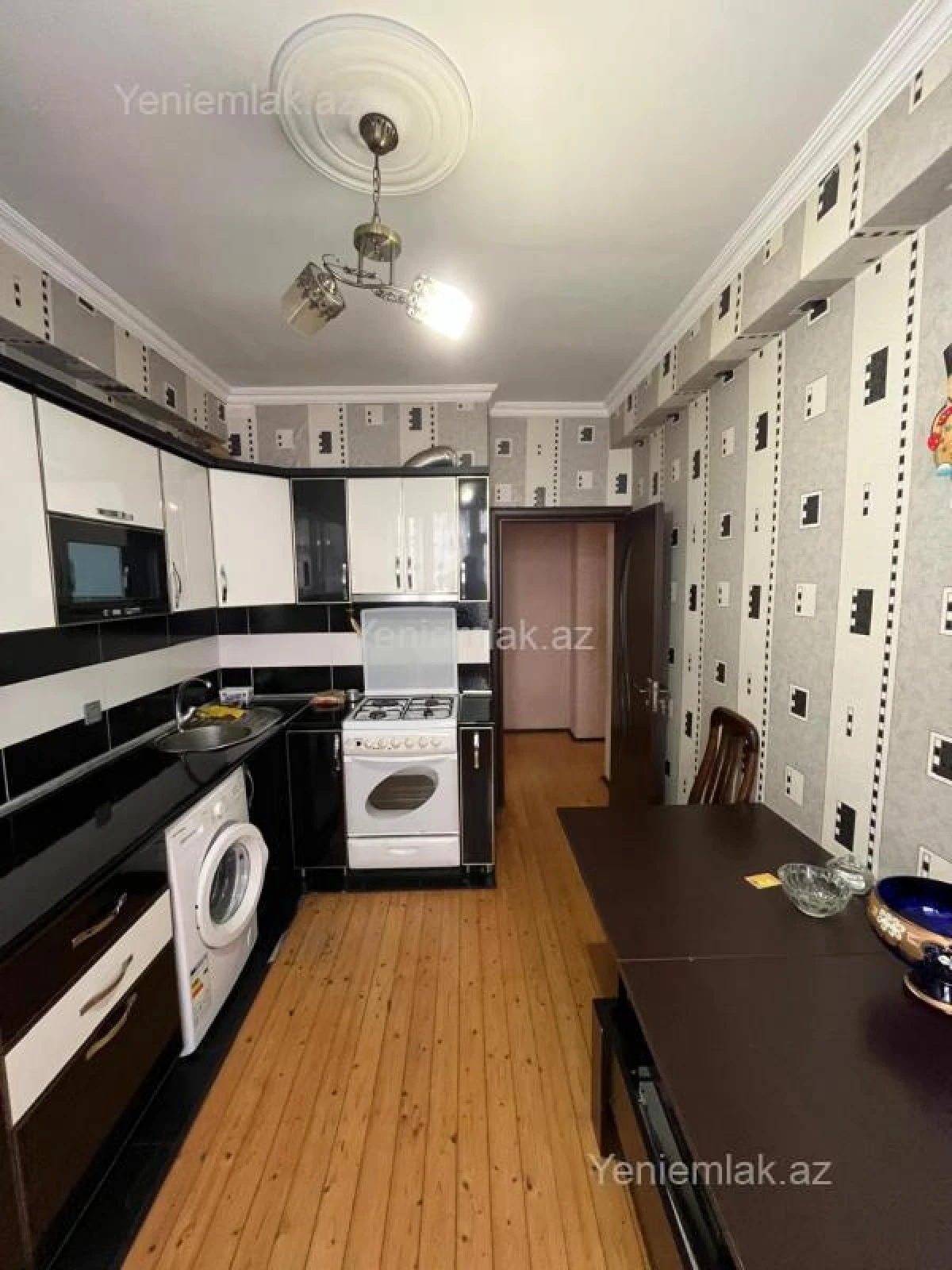 Satılır 2 otaqlı yeni tikili 70 m²