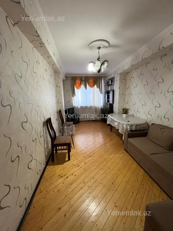 Satılır 2 otaqlı yeni tikili 70 m²