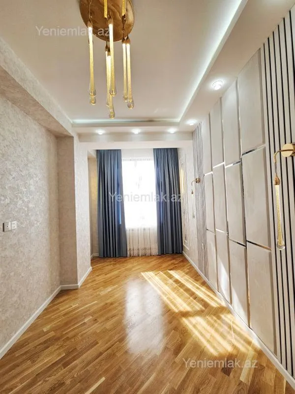 Satılır 2 otaqlı yeni tikili 75 m²
