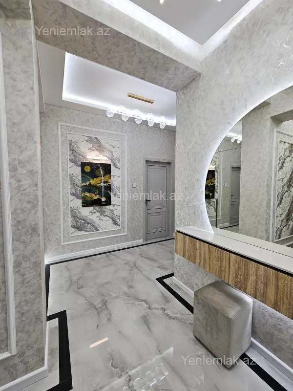 Satılır 2 otaqlı yeni tikili 75 m²