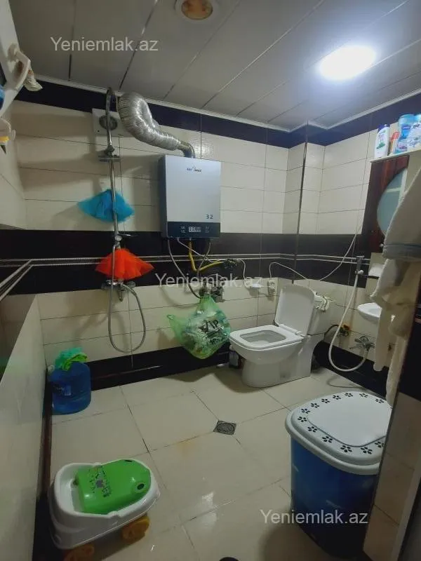 Satılır 1 otaqlı köhnə tikili 31 m²