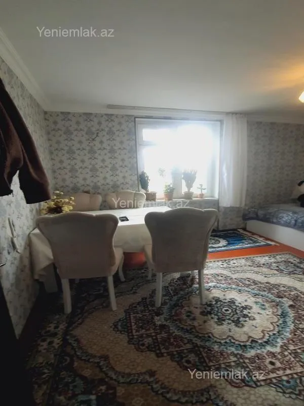 Satılır 1 otaqlı köhnə tikili 31 m²