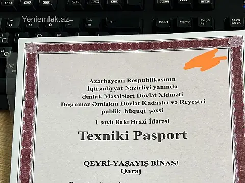 Satılır qaraj 18 m²