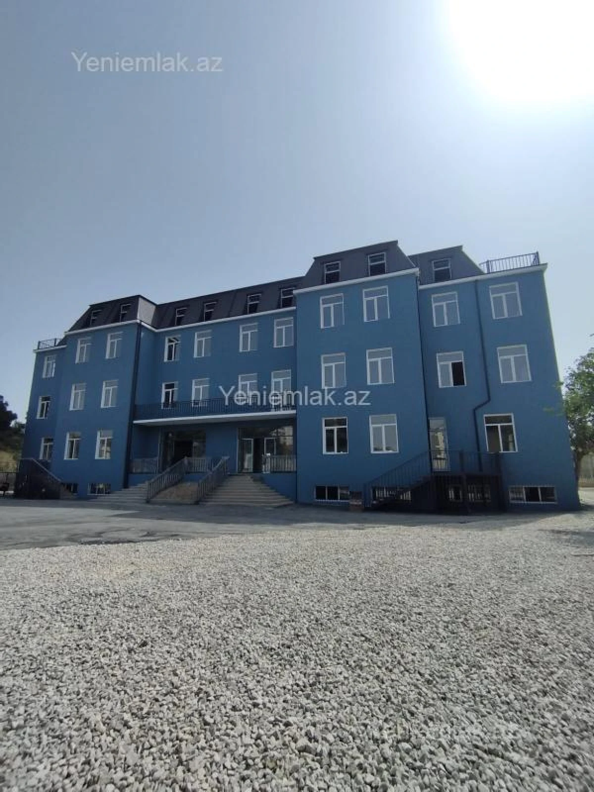 Satılır 16 otaqlı obyekt 5000 m²