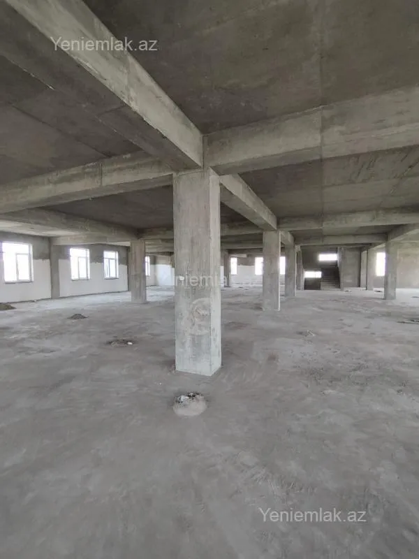 Satılır 16 otaqlı obyekt 5000 m²