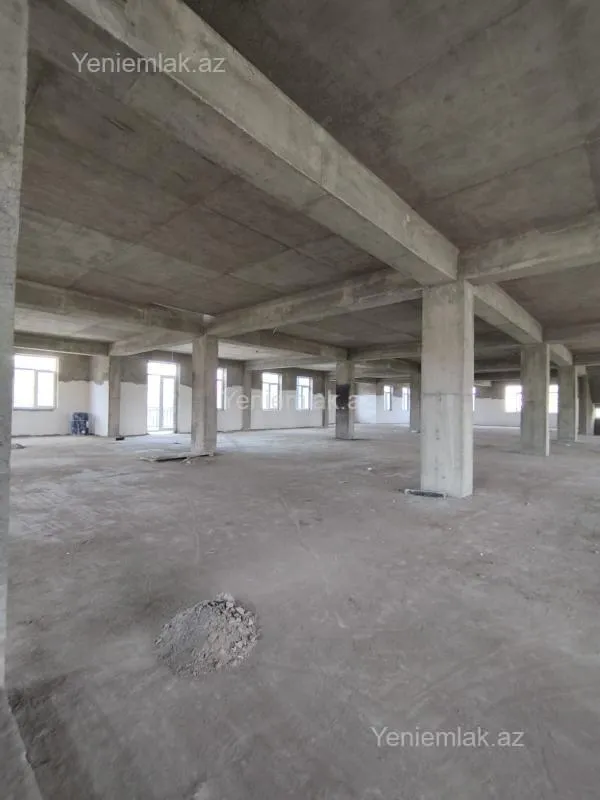 Satılır 16 otaqlı obyekt 5000 m²