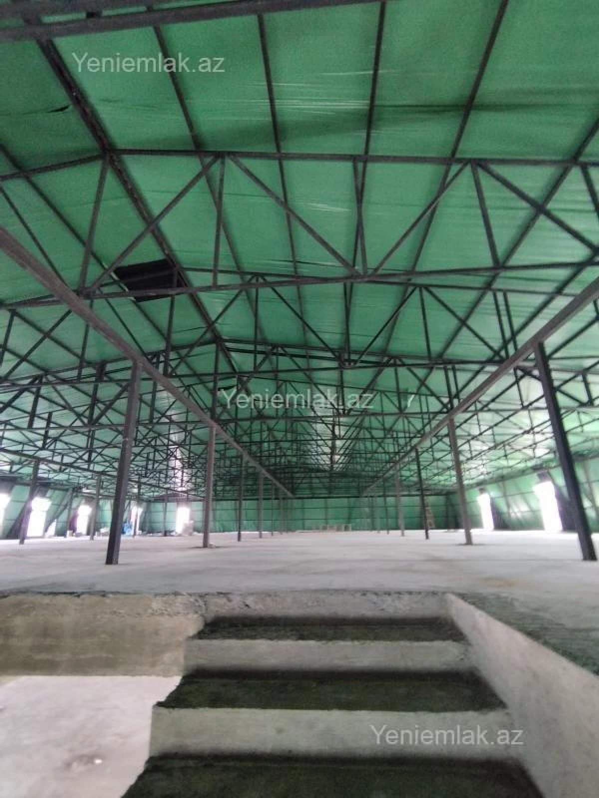 Satılır 16 otaqlı obyekt 5000 m²