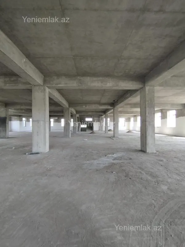 Satılır 16 otaqlı obyekt 5000 m²