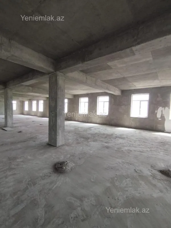 Satılır 16 otaqlı obyekt 5000 m²