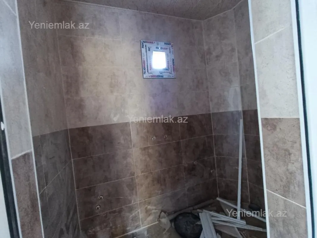 Satılır 4 otaqlı həyət evi 135 m²