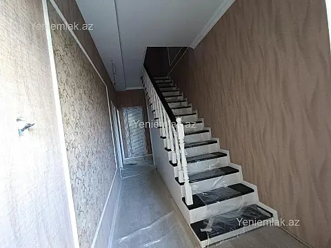 Satılır 4 otaqlı həyət evi 135 m²