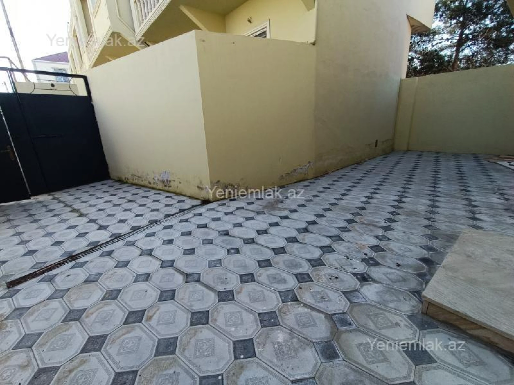 Satılır 4 otaqlı həyət evi 135 m²