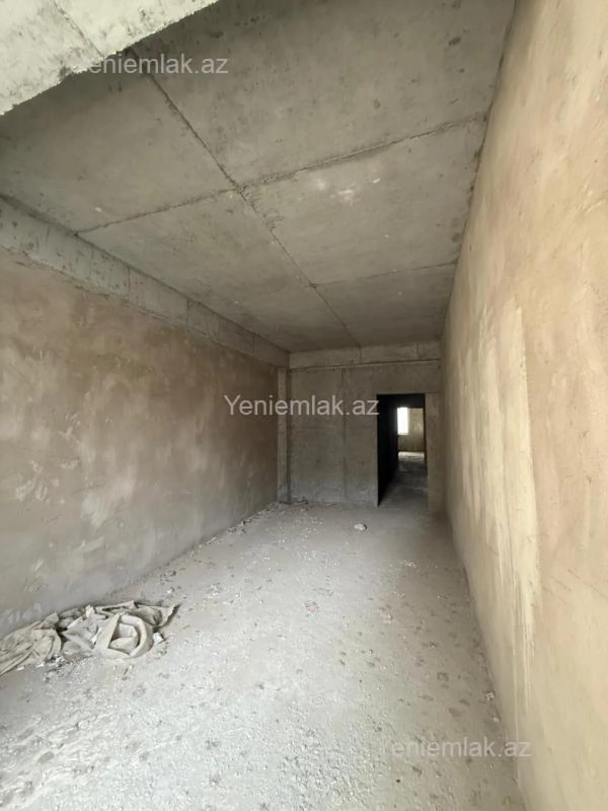 Satılır 3 otaqlı yeni tikili 120 m²